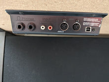 Load image into Gallery viewer, Roland HP-307 Digital Piano in dark rosewood wooden action keys Stock nr 23026