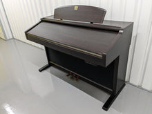 Load image into Gallery viewer, Yamaha Clavinova CVP-205 in rosewood with big speakers in base stock nr 23033