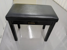 Load image into Gallery viewer, YAMAHA CLAVINOVA CLP-380PE DIGITAL PIANO + STOOL GLOSSY BLACK stock nr 23046