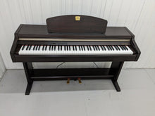 Load image into Gallery viewer, Yamaha Clavinova CLP-920 Digital Piano in rosewood, weighted keys stock nr 23056