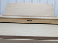 Load image into Gallery viewer, Roland HP-207 Premium Digital Piano and stool in light oak Stock nr 23064