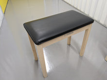 Load image into Gallery viewer, Yamaha Clavinova CLP-535 in white ash with matching stool stock nr 23076