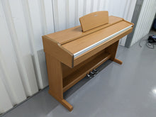 Load image into Gallery viewer, Yamaha Arius YDP-131 Digital Piano in cherry / light oak finish stock nr 23096