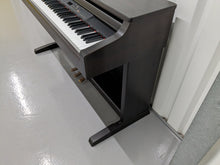 Load image into Gallery viewer, Yamaha Clavinova CLP-860 Digital Piano in rosewood finish stock # 23019