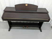 Load image into Gallery viewer, Yamaha Clavinova CLP-920 Digital Piano in rosewood, weighted keys stock nr 23142