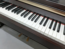 Load image into Gallery viewer, Yamaha Clavinova CLP-920 Digital Piano in rosewood, weighted keys stock nr 23142