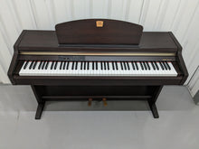 Load image into Gallery viewer, Yamaha Clavinova CLP-920 Digital Piano in rosewood, weighted keys stock nr 23142