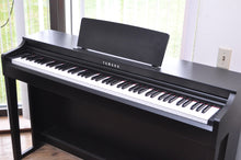 Load image into Gallery viewer, Yamaha clavinova CLP-525 digital piano in satin black colour