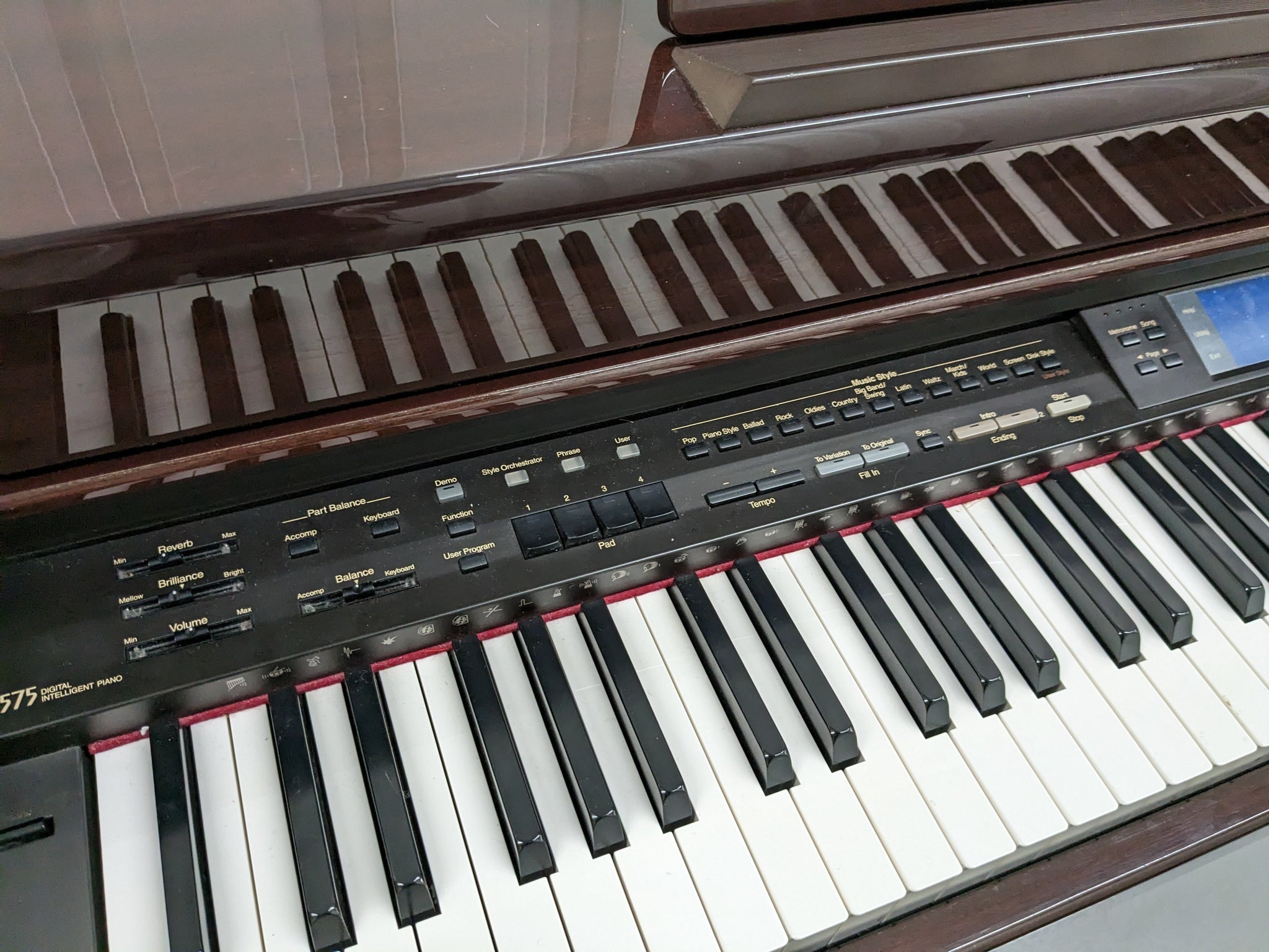 Roland kr 575 hotsell