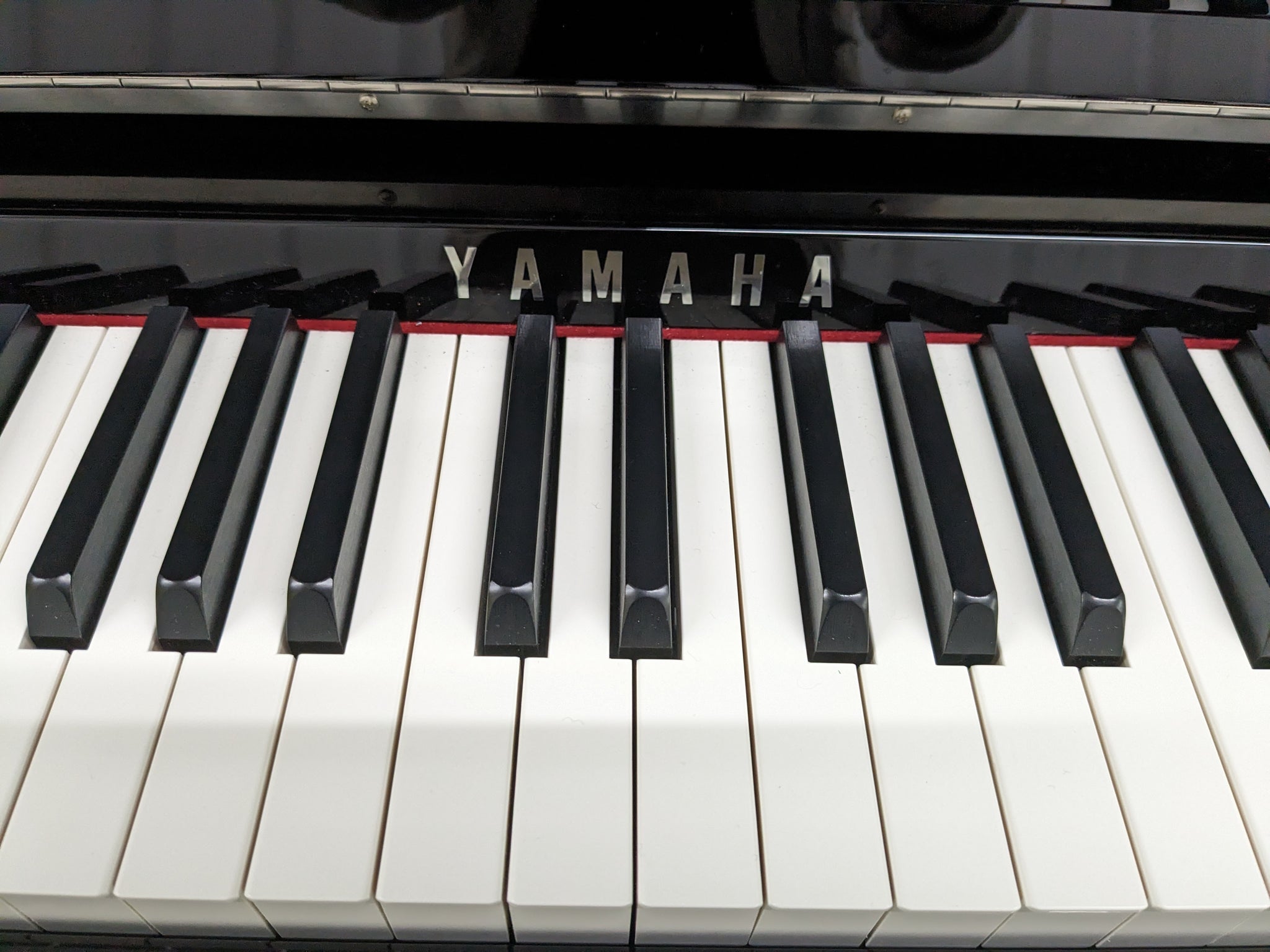 Clavinova CLP-685PE　美品 YAMAHA CLP-685PE 2019年製 中古 電子ピアノ 木製鍵盤 Clavinova