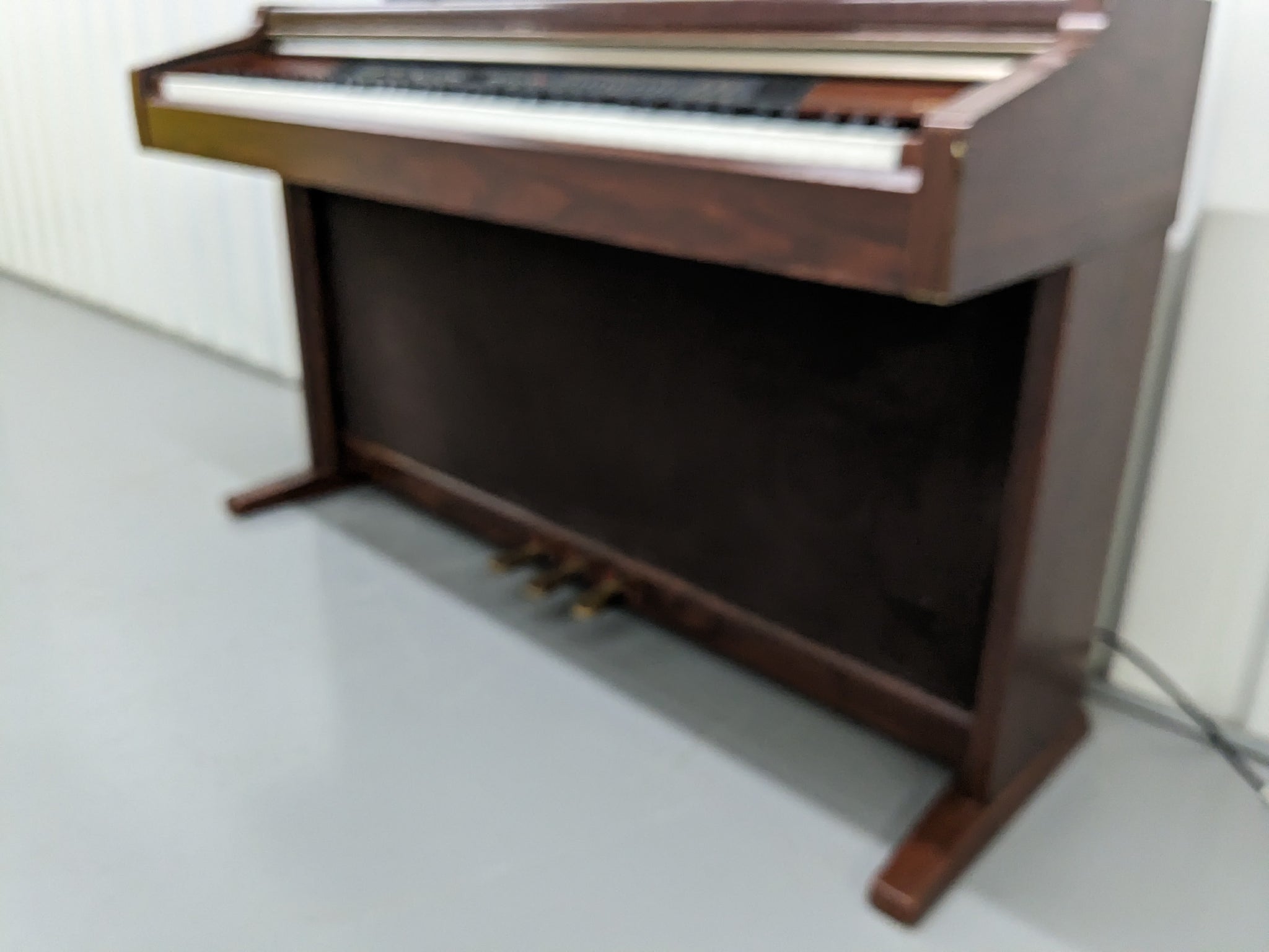 YAMAHA Clavinova CLP-950C 電子ピアノ YAMAHA CLAVINOVA CLP-950 Digital Piano in mahogany stock nr