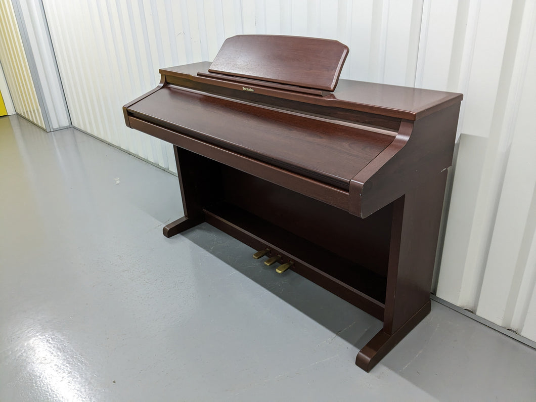 TECHNICS SX-PX336 DIGITAL PIANO IN MAHOGANY stock number 23205