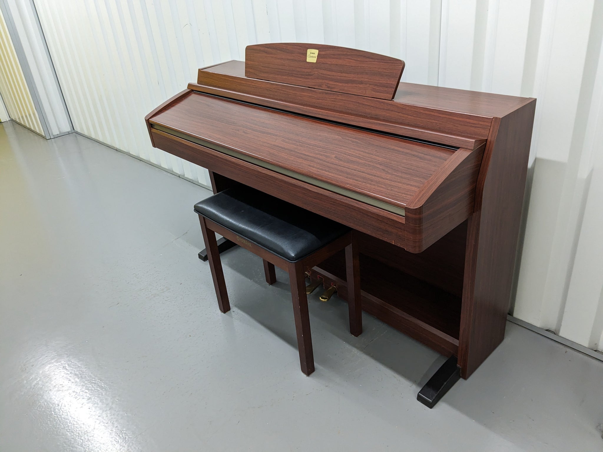 Yamaha Clavinova CLP-230 Digital Piano and stool in mahogany stock nr –  Sulinda Music