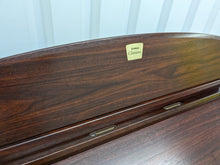 Load image into Gallery viewer, Yamaha Clavinova CVP-206 piano arranger in mahogany with stool stock nr 23257

