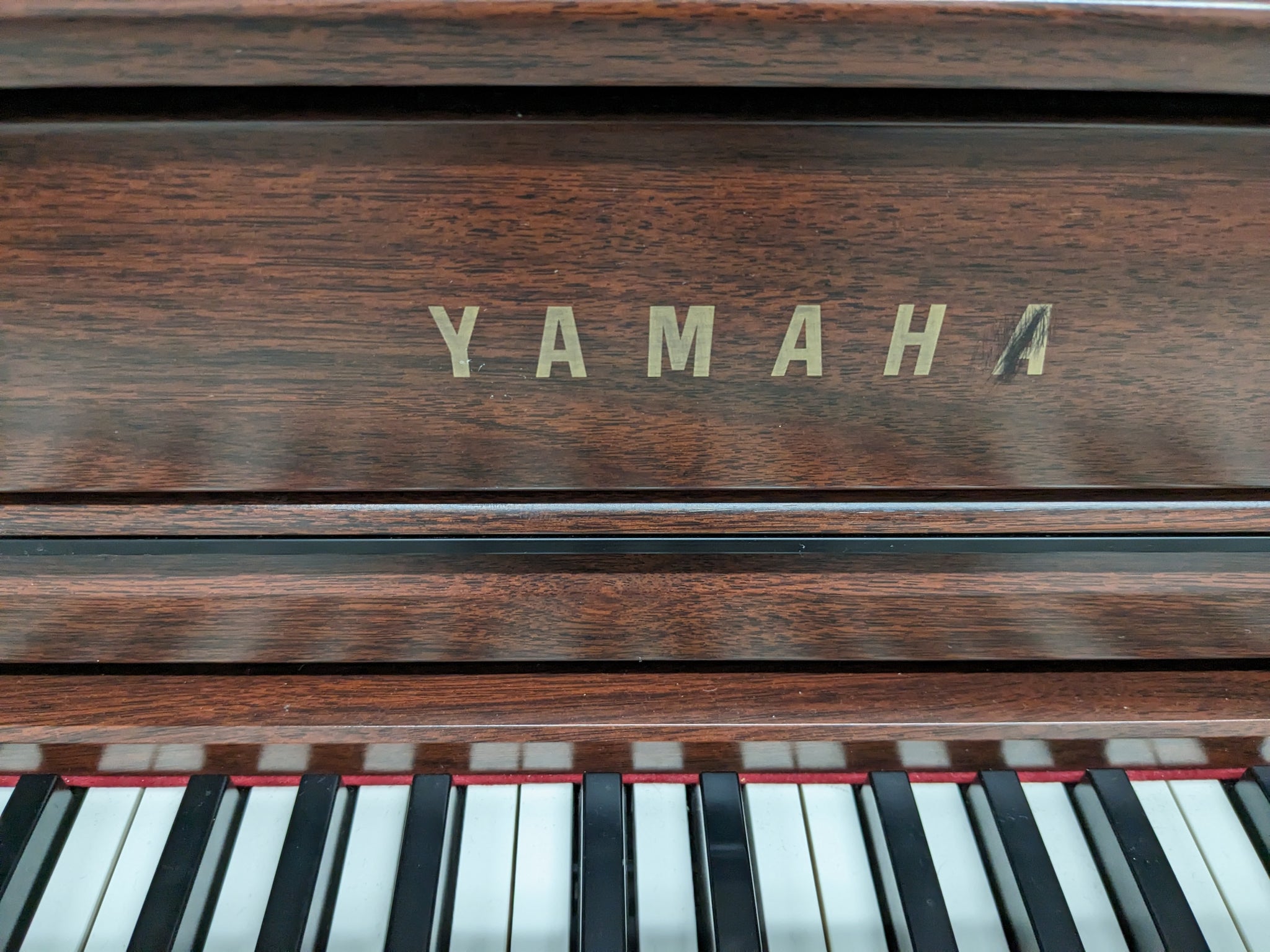 Yamaha Clavinova CLP-545 digital piano in mahogany with stool