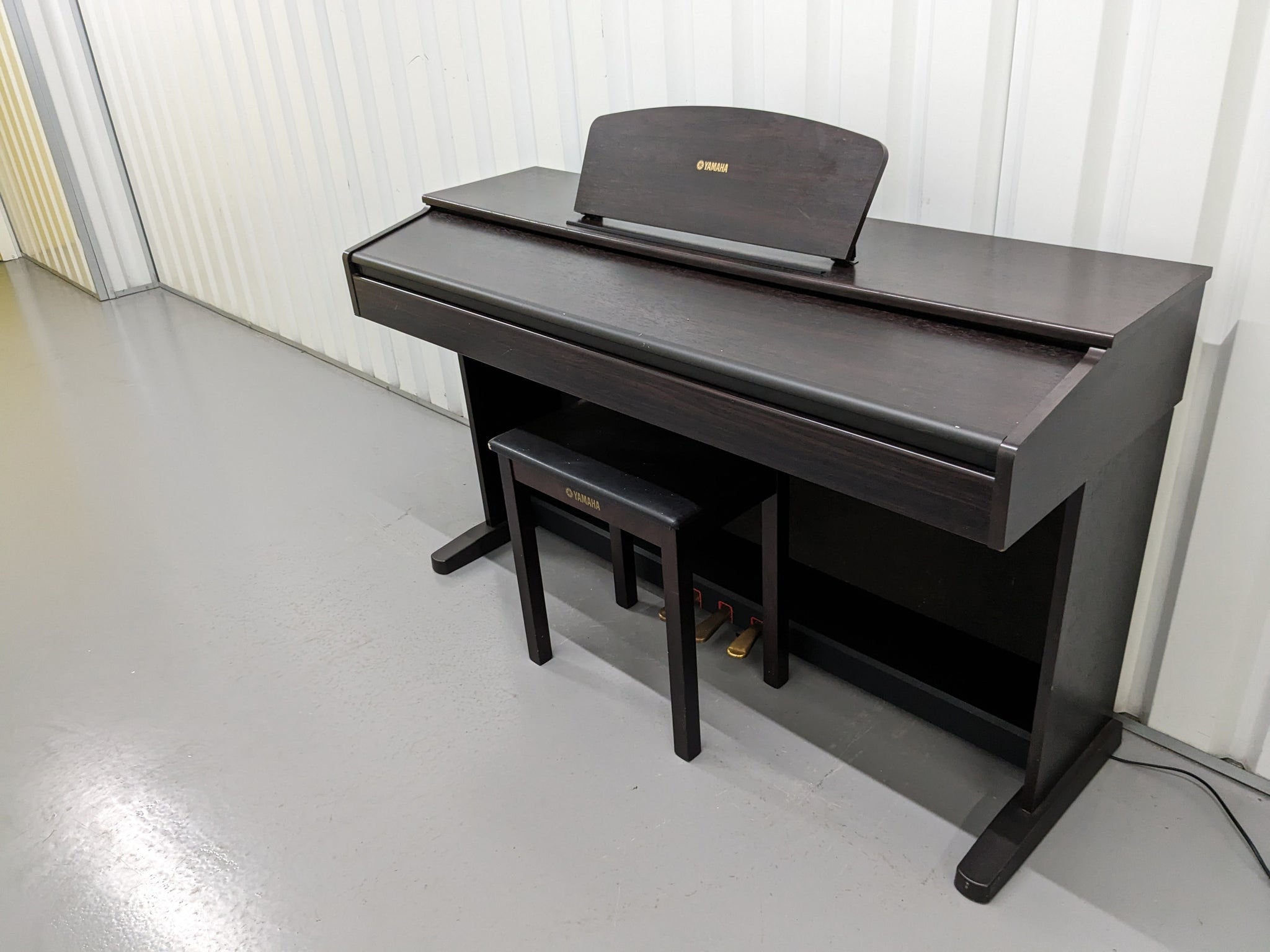 Yamaha Arius YDP-121 Digital Piano and stool in dark rosewood stock nr –  Sulinda Music