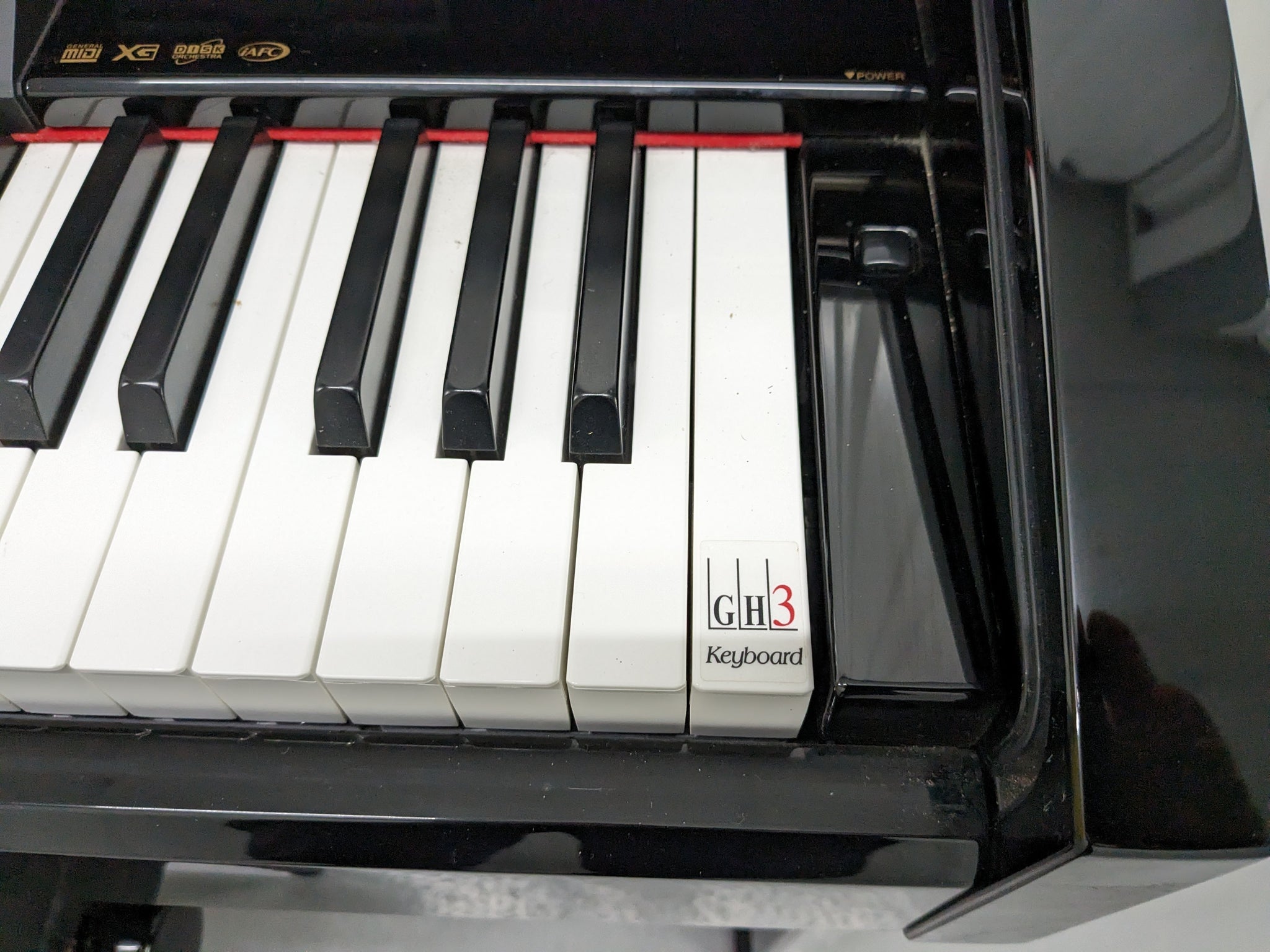 Yamaha Clavinova CLP-170PE Digital Piano glossy black Yamaha Clavinova CLP-170PE Digital Piano glossy black