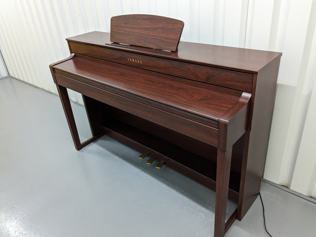 Yamaha Clavinova CLP-535 digital piano in mahogany finish stock # 23309