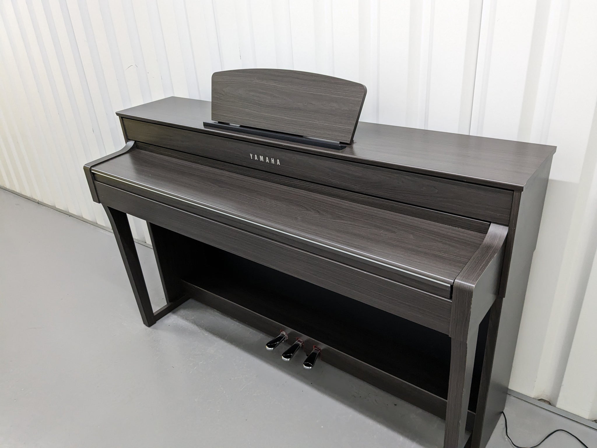 Clavinova yamaha deals clp 635