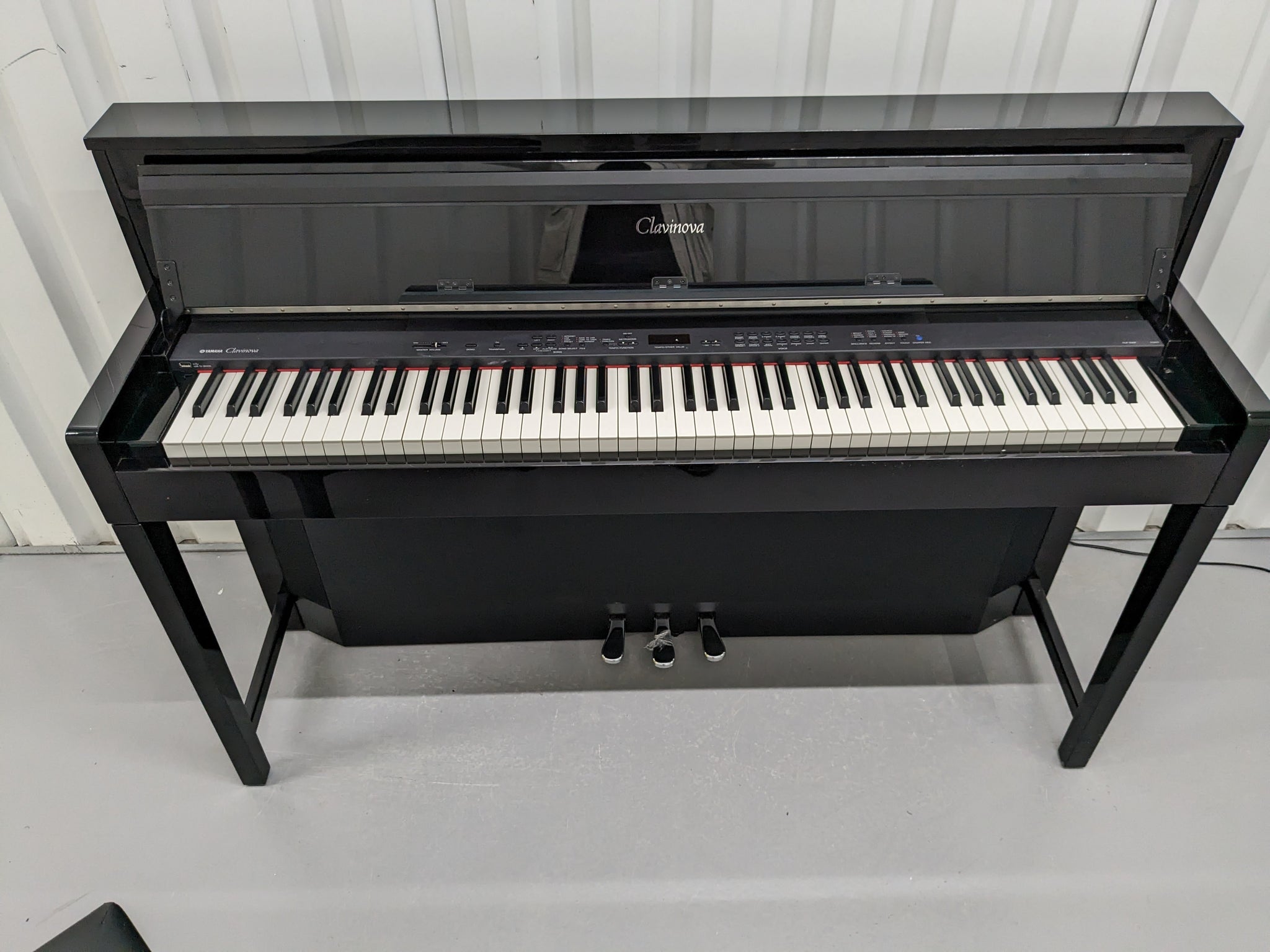 Yamaha Clavinova CLP-S308 digital piano and stool in polished ebony gl –  Sulinda Music