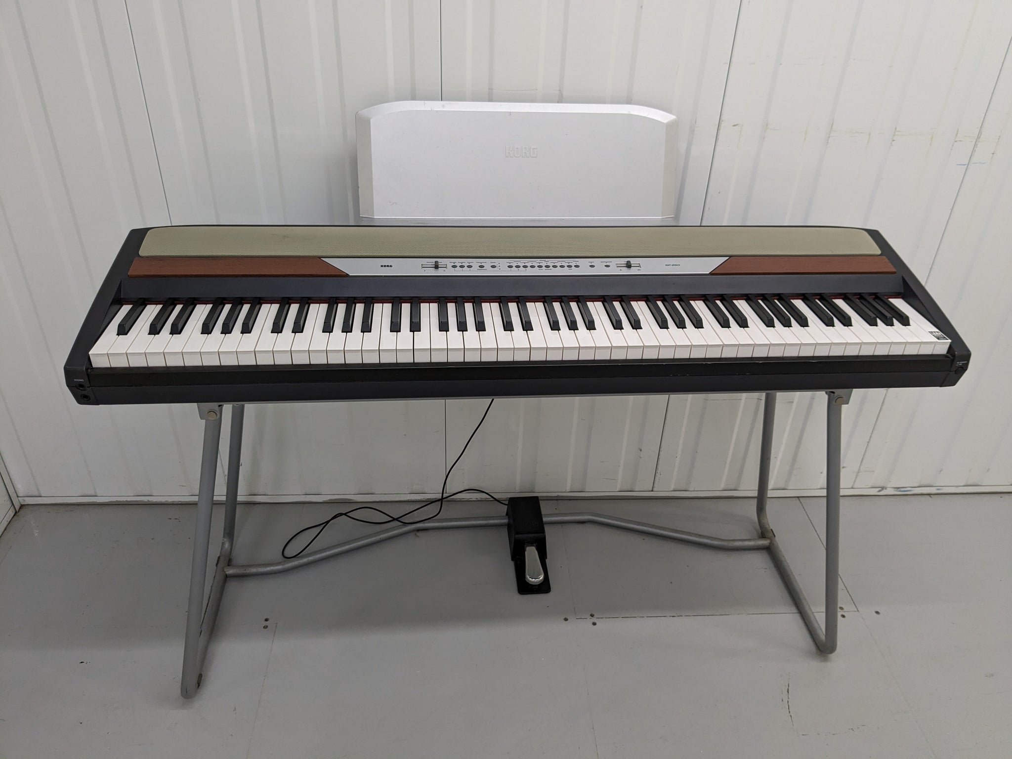 88鍵盤KORG SP-250 電子ピアノ キーボード コルグ KORG 電子キーボード SP-250 88鍵盤 2012年製 スタンド
