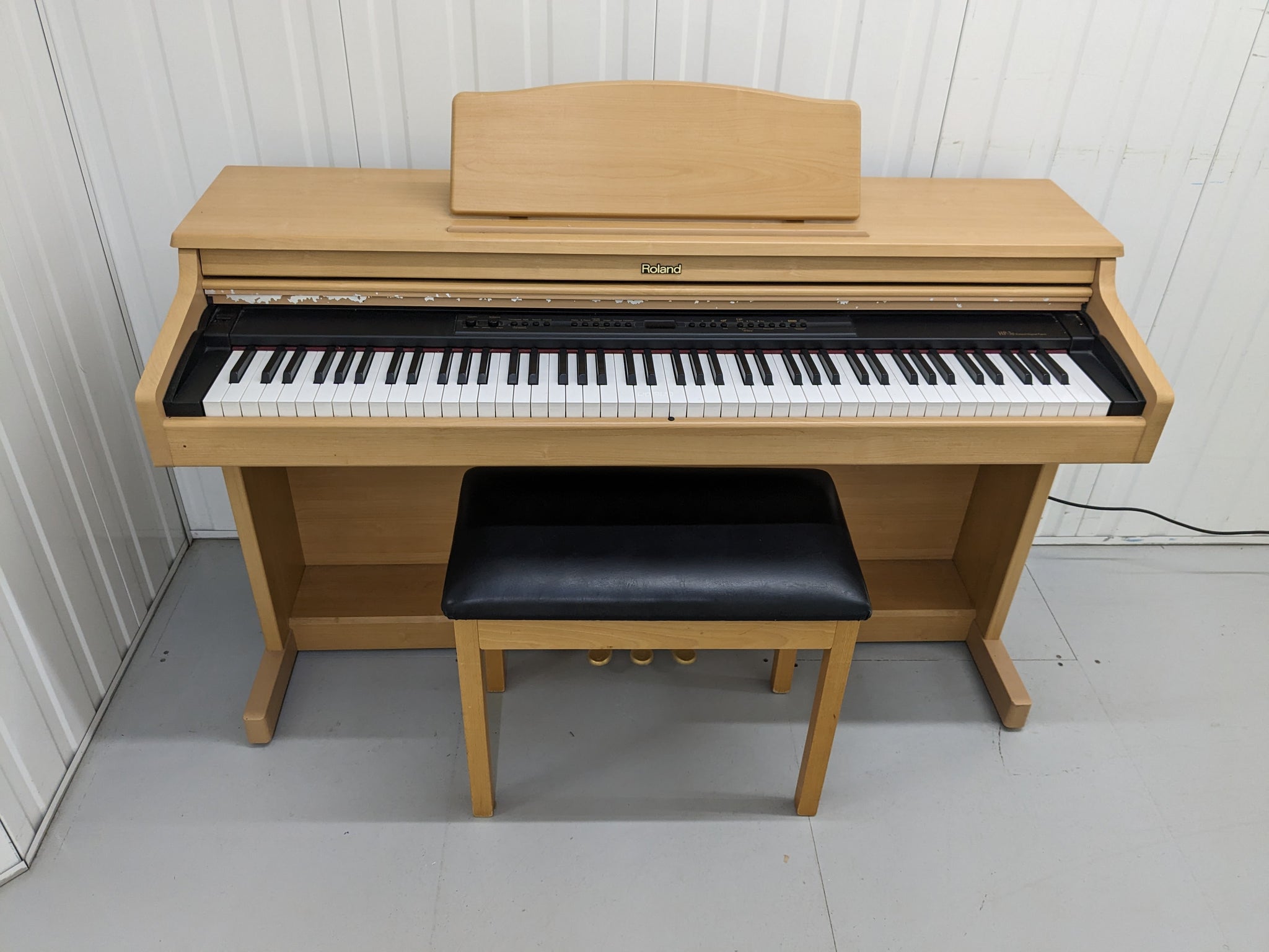 Roland HP 3E Digital Piano