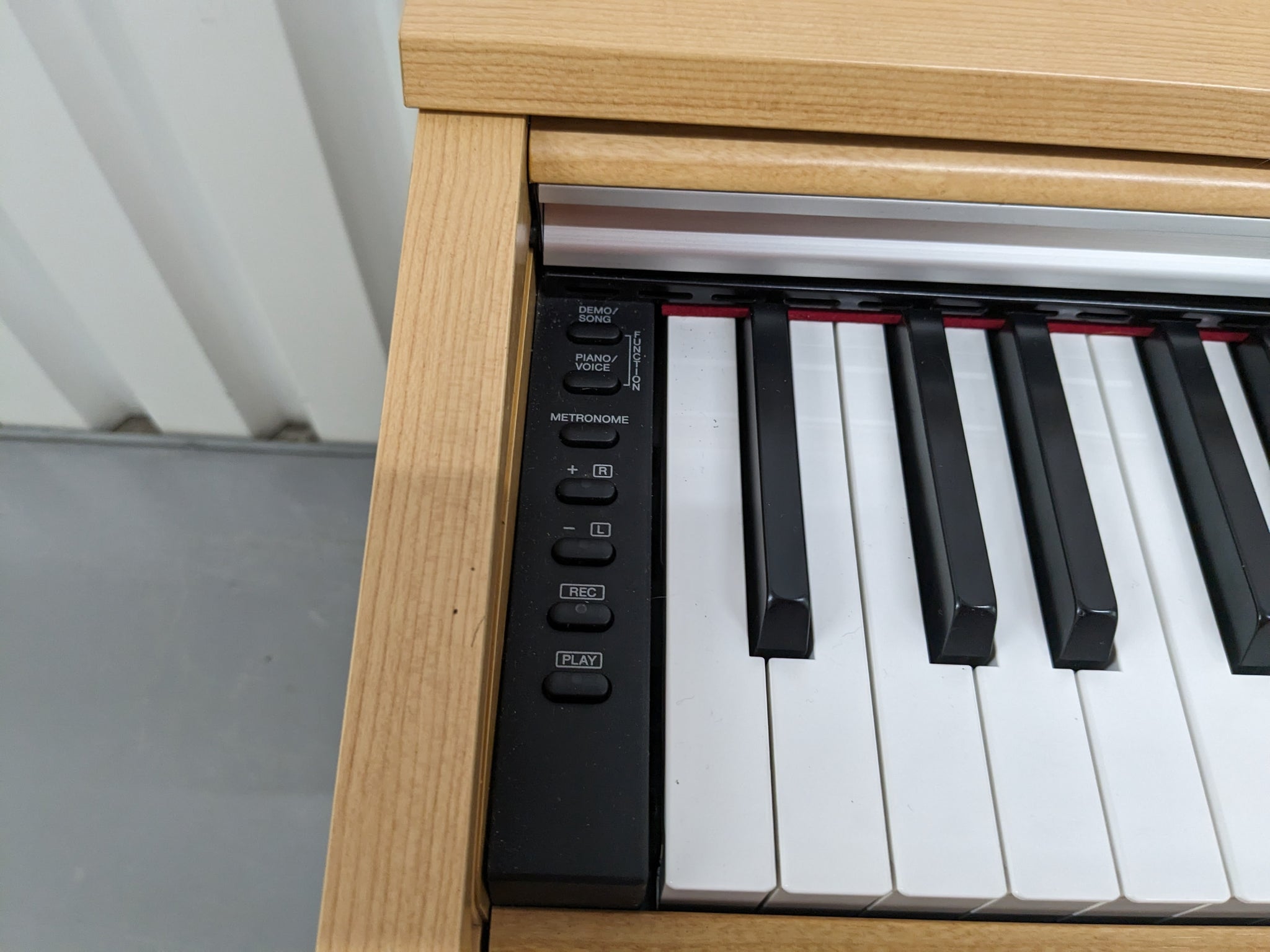 YAMAHA ARIUS YDP-142　引取限定 34182_12073_1_75063ce6a4df901b
