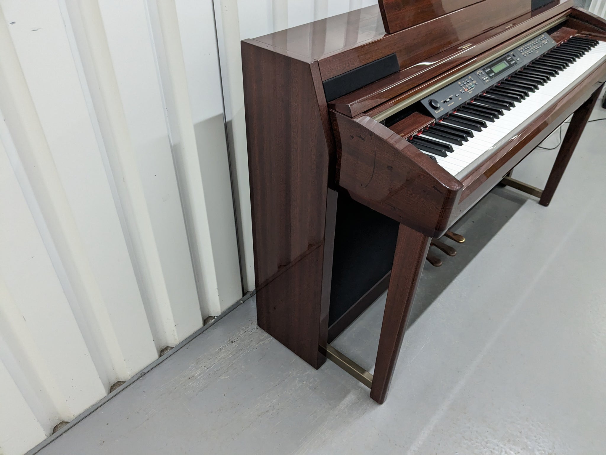 Yamaha Clavinova CLP-280 in Polished Mahogany with matching stool stoc –  Sulinda Music