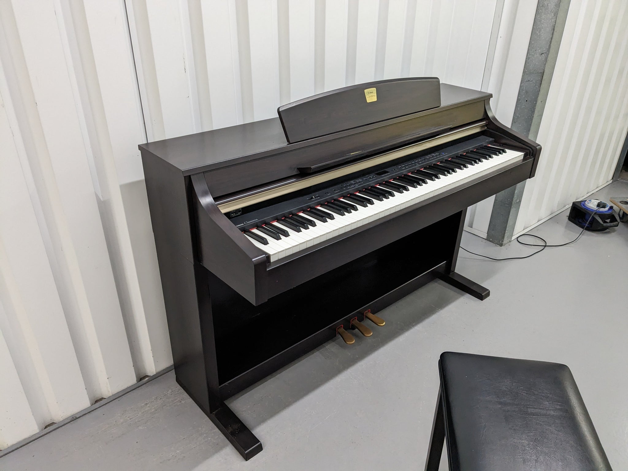 Yamaha Clavinova CLP-340 Digital Piano and stool in dark rosewood
