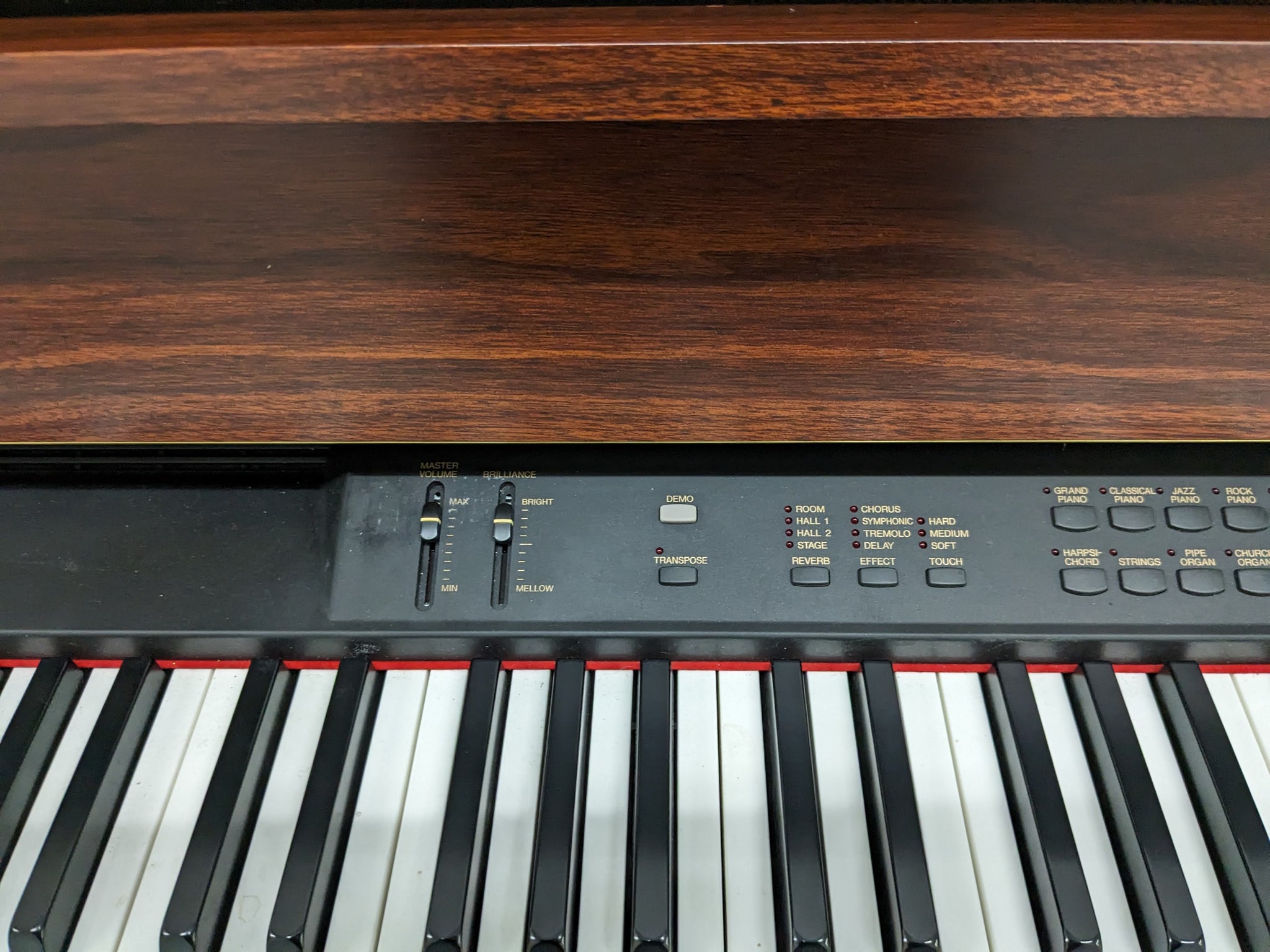 Yamaha Clavinova CLP-880 digital piano and stool in mahogany