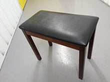 Load image into Gallery viewer, Yamaha Clavinova CLP-950 Digital Piano and stool in mahogany stock nr 24045
