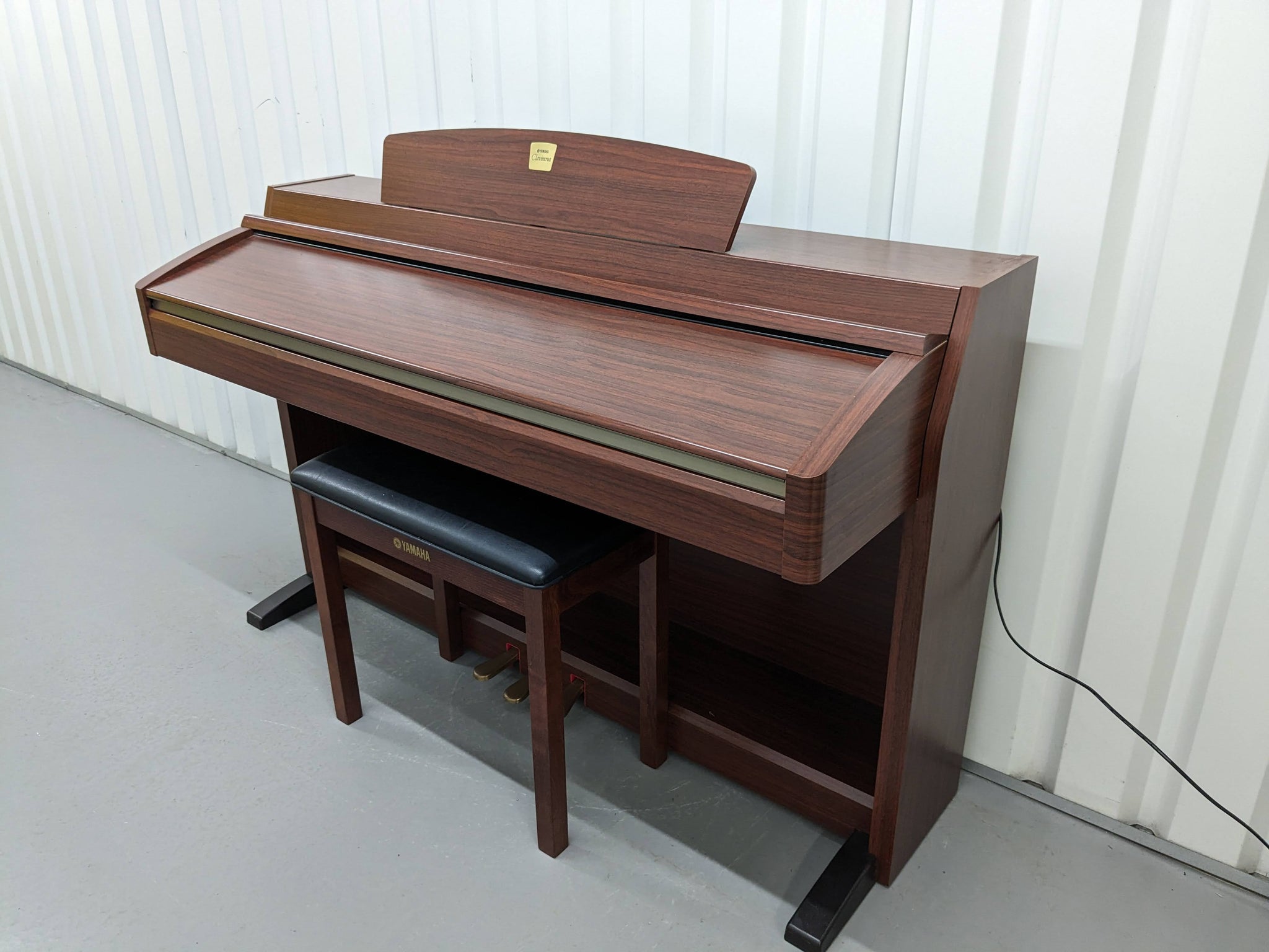 Yamaha Clavinova CLP-230 Digital Piano and stool in mahogany stock nr –  Sulinda Music