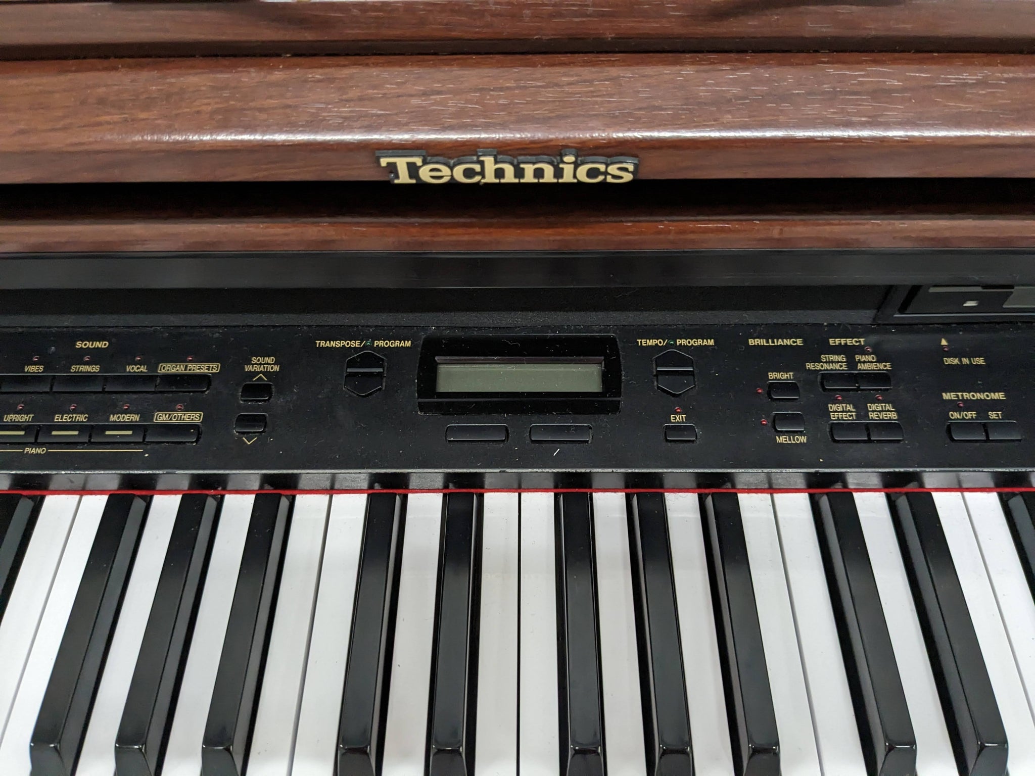 TECHNICS SX-PX665 DIGITAL PIANO IN MAHOGANY stock number 24050