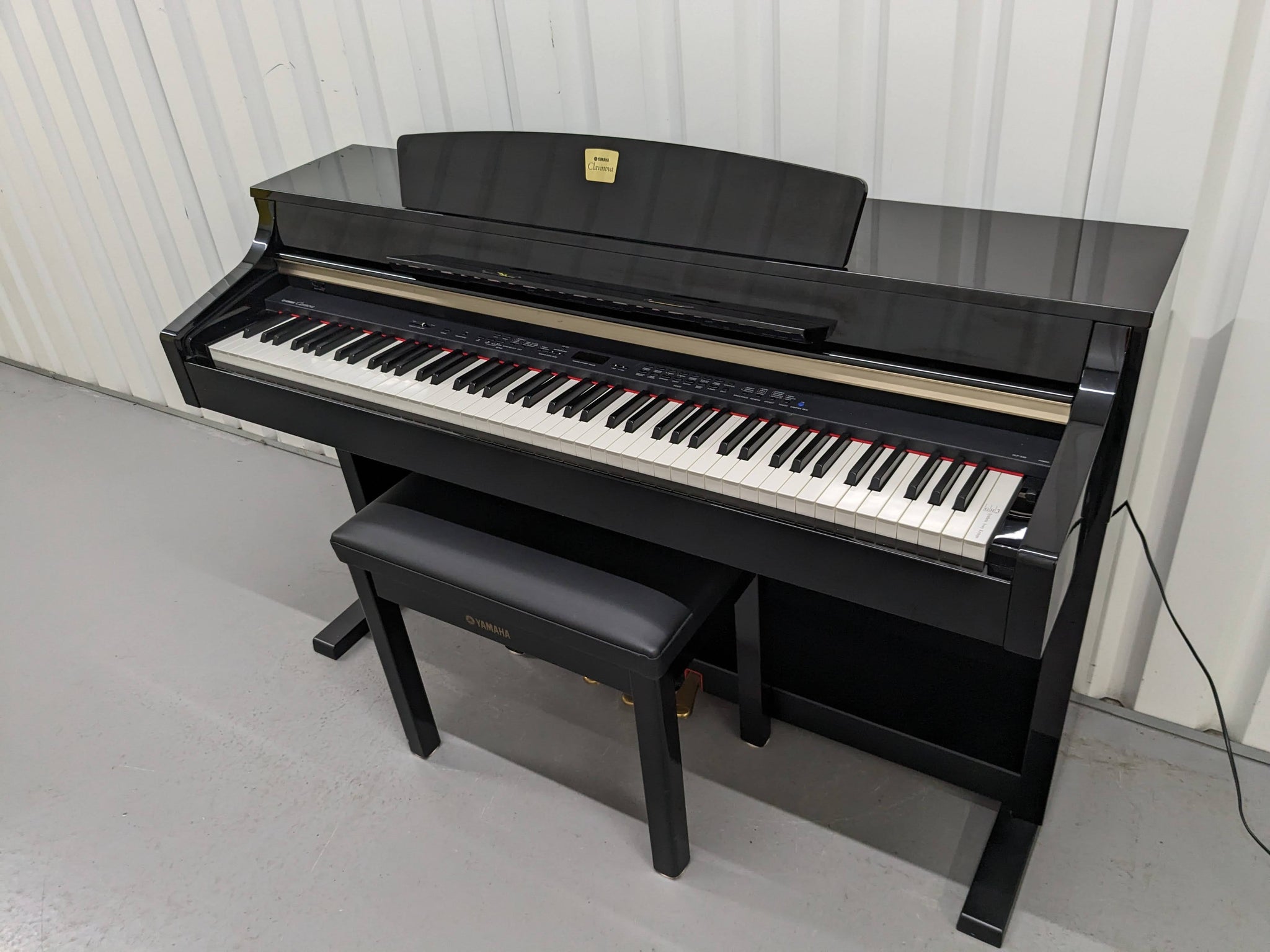 Yamaha Clavinova CLP-340PE glossy black polished ebony Piano stock