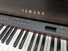 Load image into Gallery viewer, YAMAHA CLAVINOVA CLP-880 high end Digital Piano in rosewood Stock nr 24153
