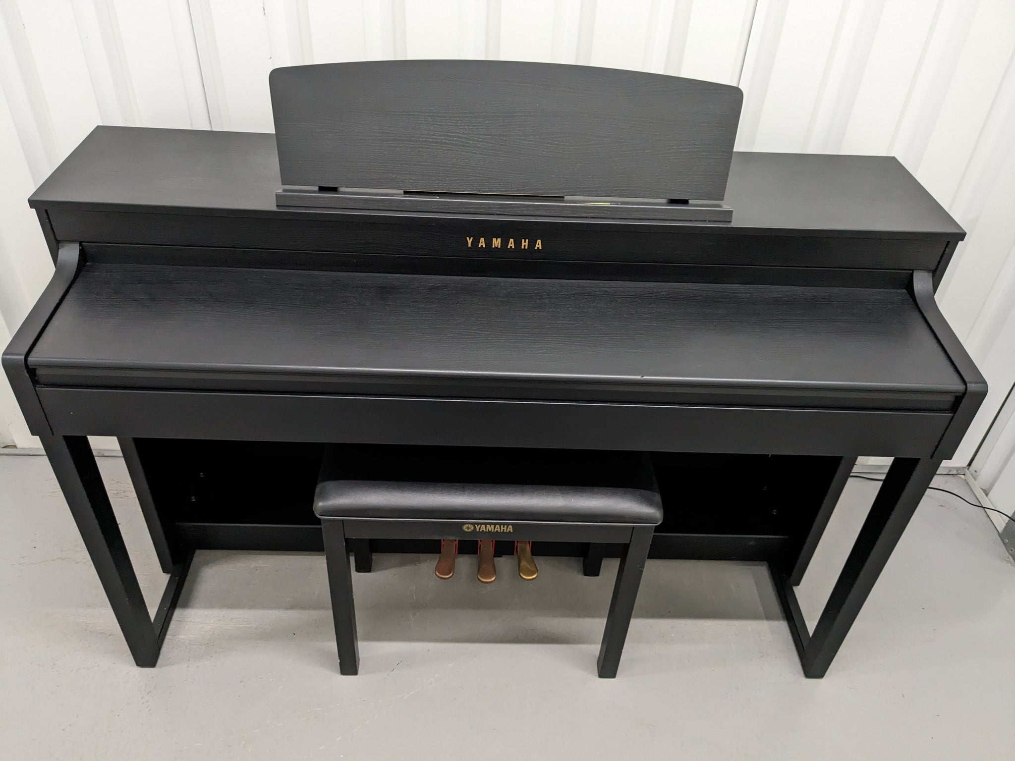Yamaha Clavinova CLP-440 Digital Piano and stool in satin black