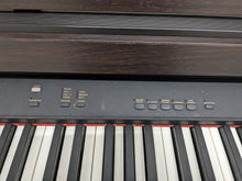 Load image into Gallery viewer, Yamaha Clavinova CLP-820 Digital Piano in dark rosewood stock nr 24168
