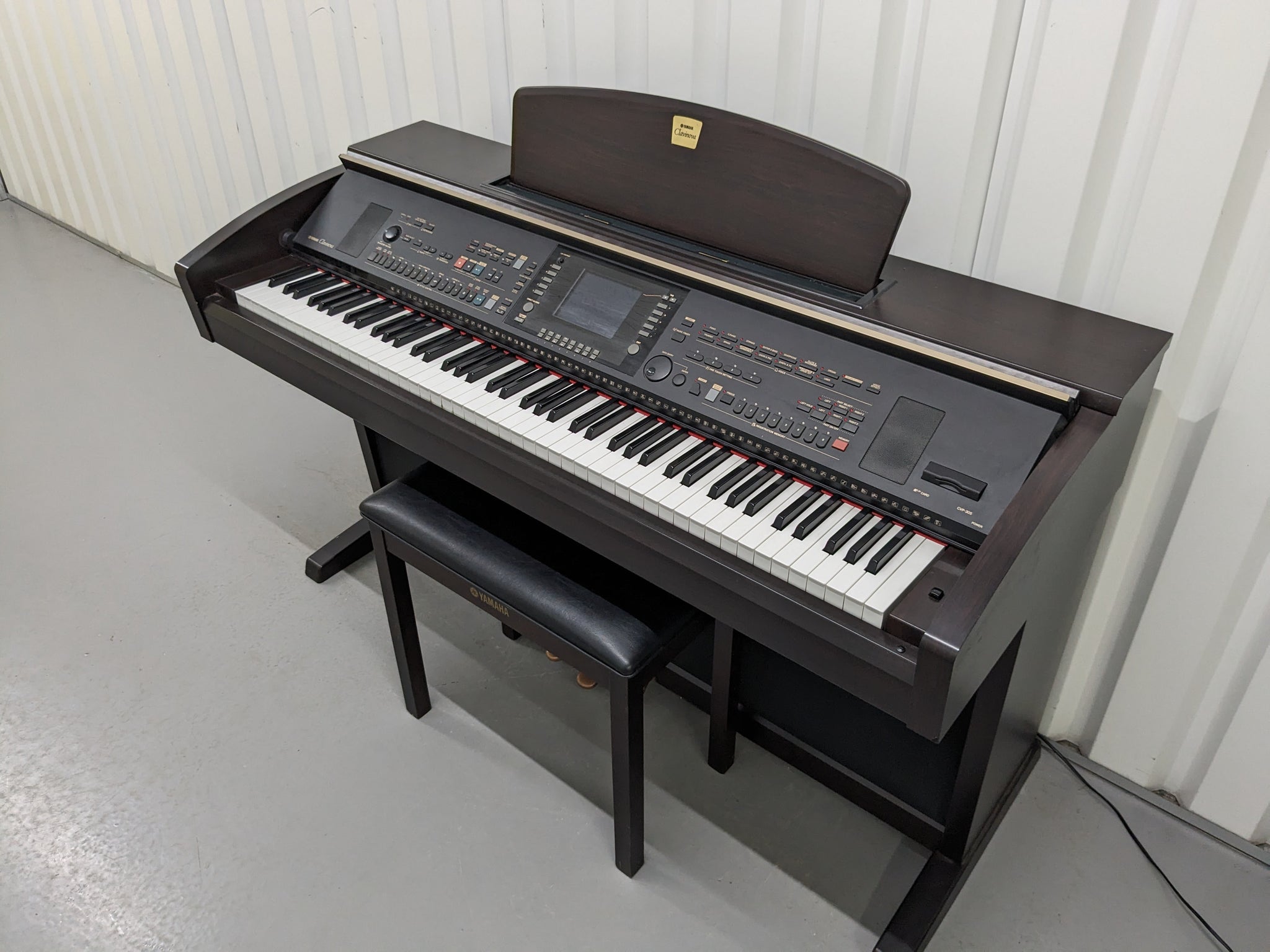 Yamaha Clavinova CVP-305 Digital Piano / arranger in dark rosewood sto –  Sulinda Music