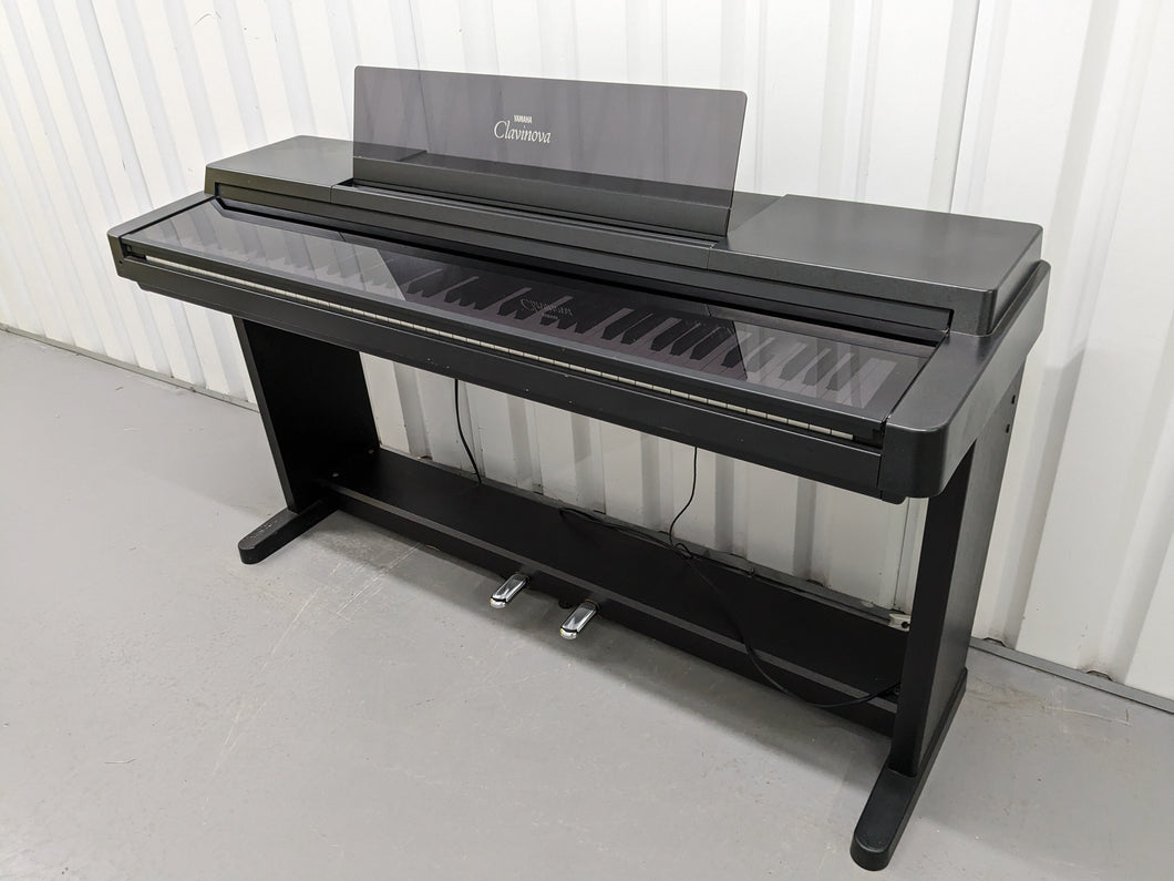 Yamaha Clavinova CLP-550 digital piano in black finish spares / repair 24208