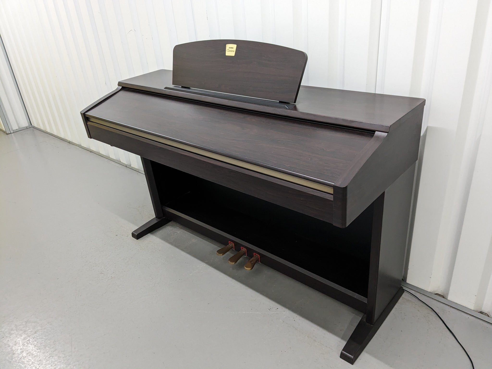 Yamaha Clavinova CLP-120 Digital Piano in dark rosewood stock #24257 –  Sulinda Music