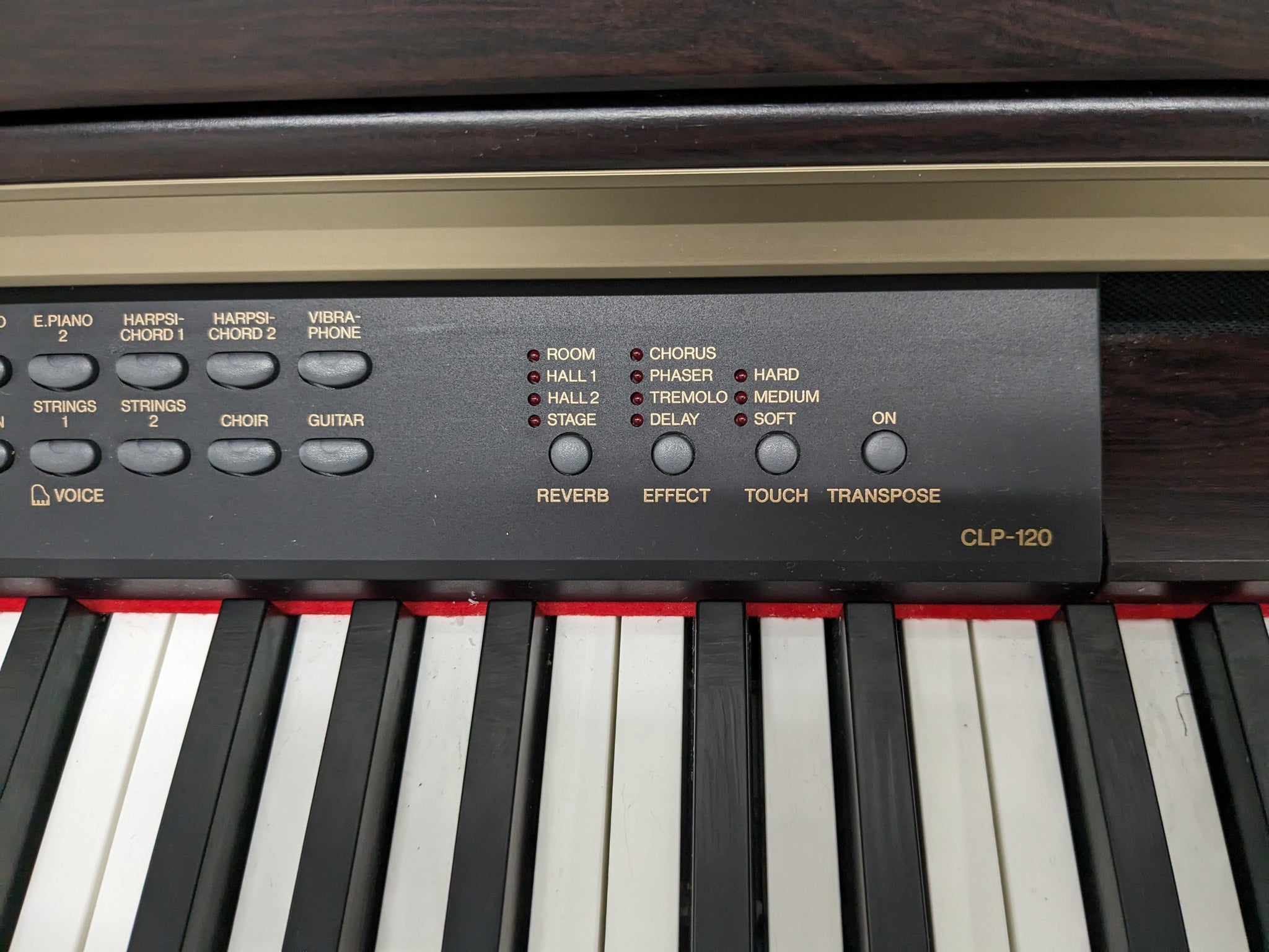 ヤマハ　YAMAHA Clavinova CLP-120 Yamaha Clavinova CLP-120 Digital Piano in dark rosewood stock