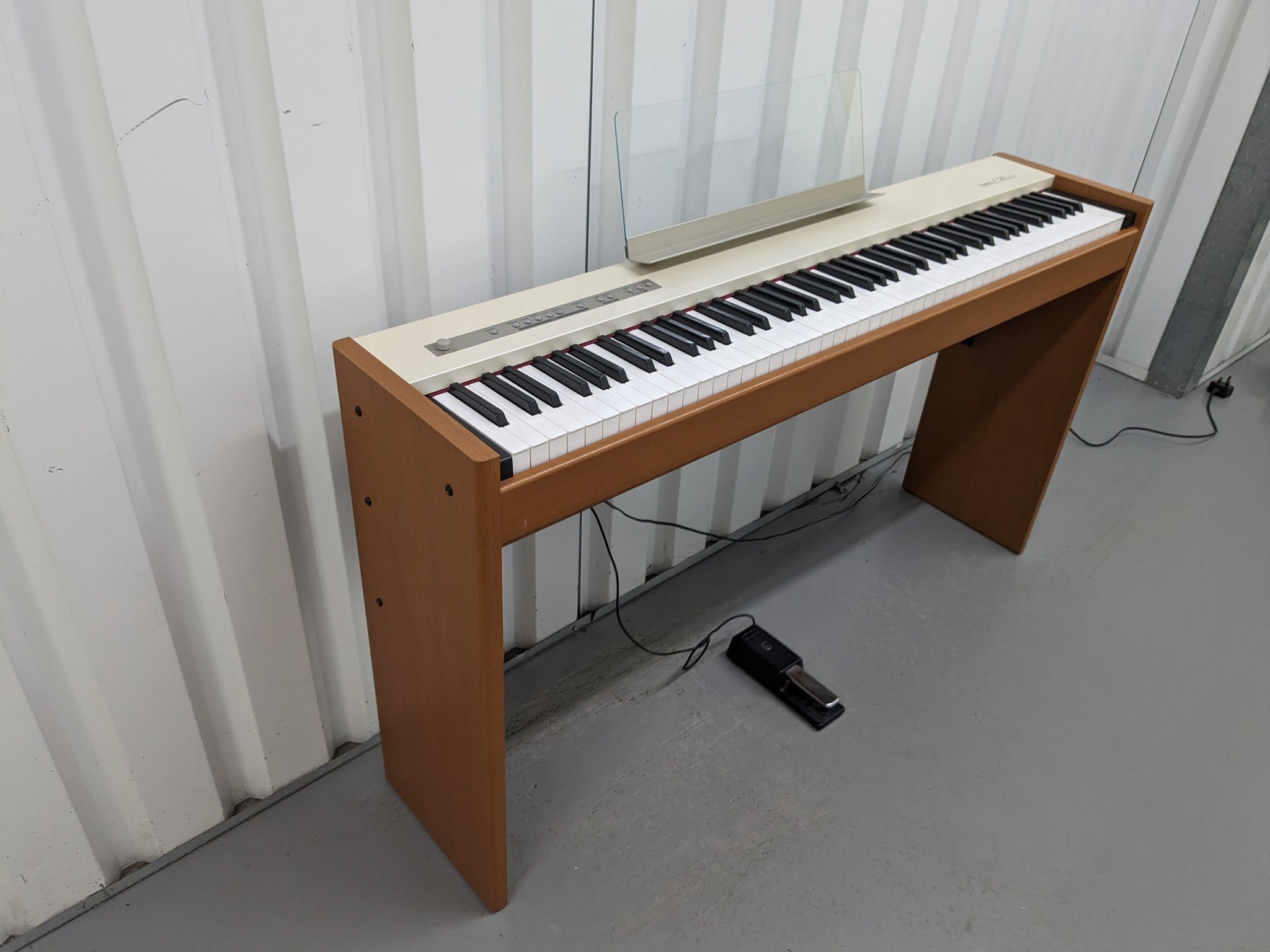 Roland F-50 Digital Piano and stand Full Size weighted 88 keys stock # –  Sulinda Music