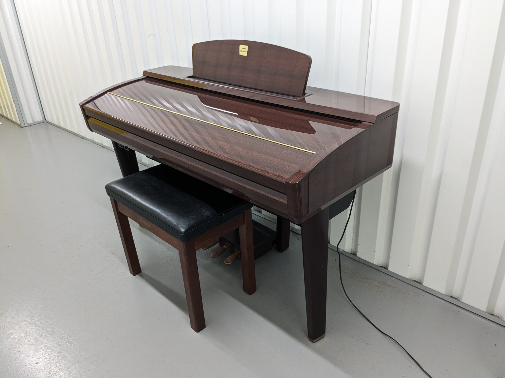 YAMAHA CLAVINOVA CVP-309PM DIGITAL PIANO + STOOL IN GLOSSY MAHOGANY st –  Sulinda Music