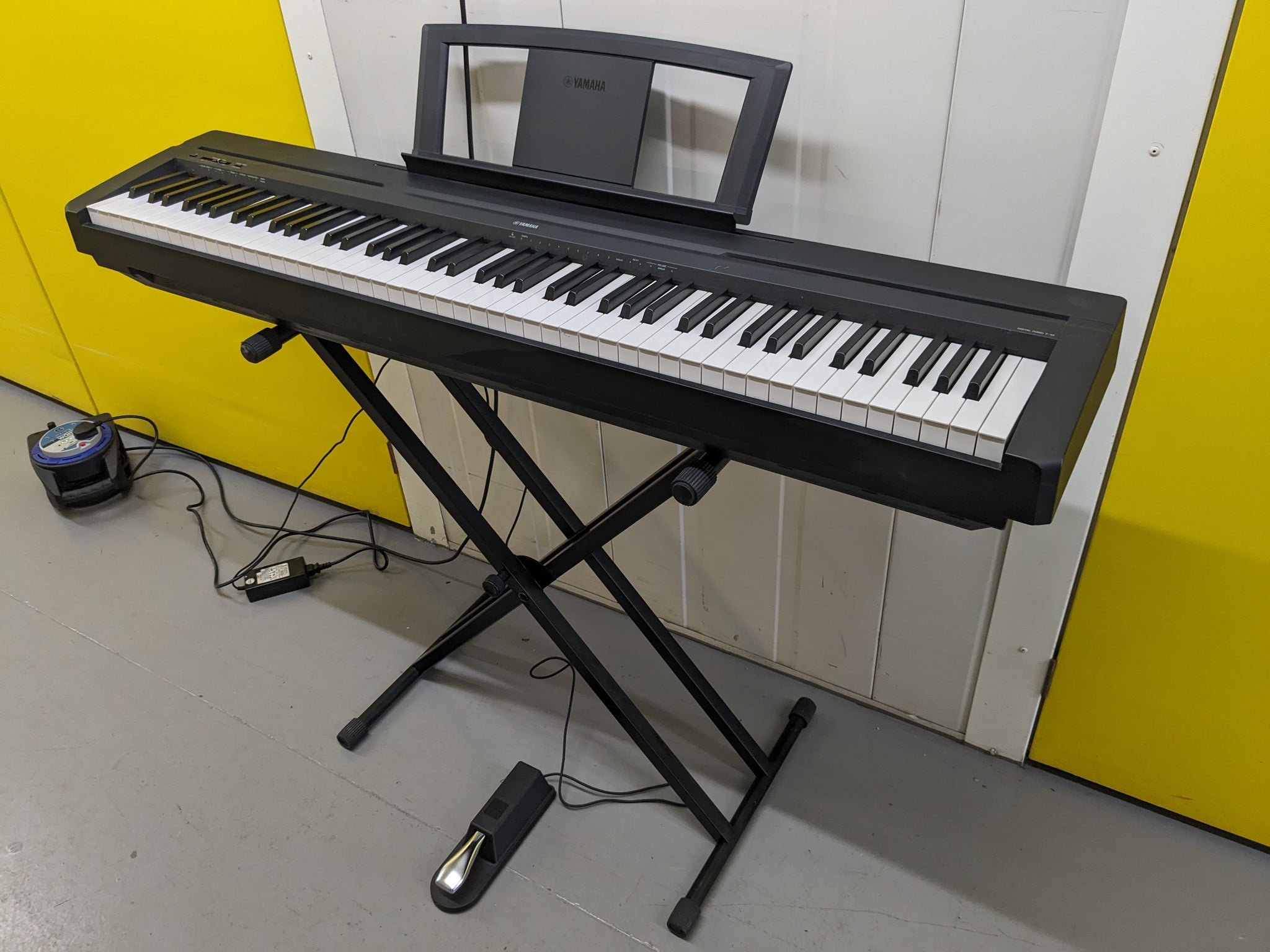 yamaha p45 pedal Yamaha P-45 88 Key Weighted Graded Hammer Action Piano + X stand + ped – Sulinda Music