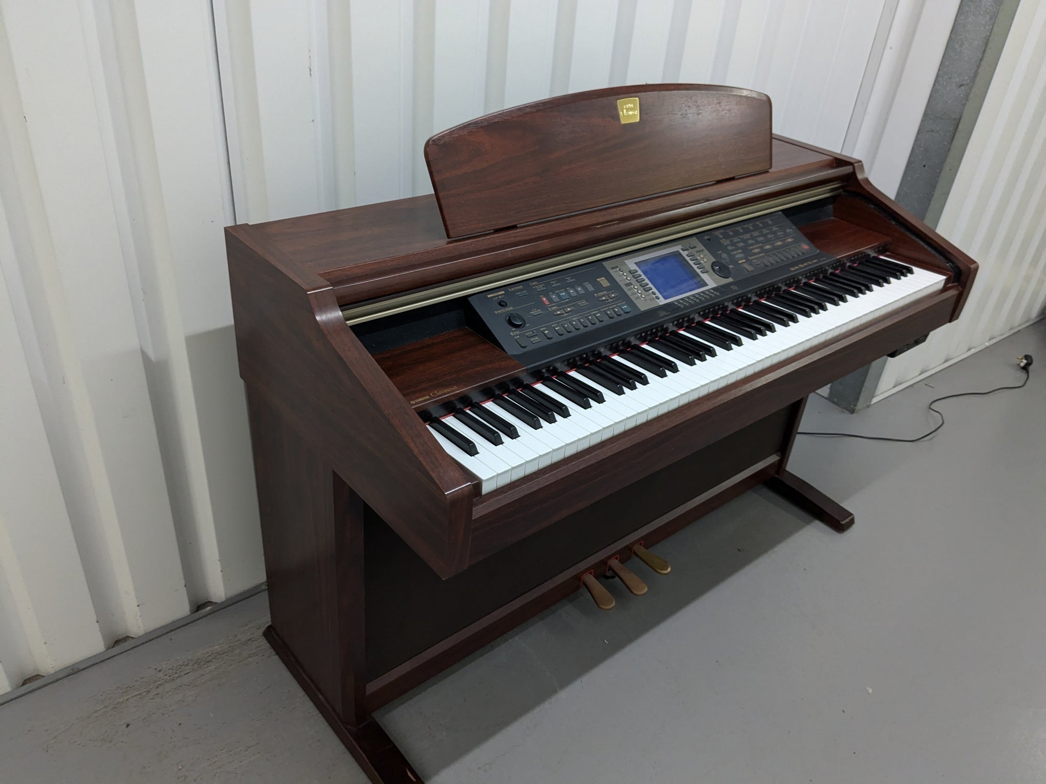 Yamaha Clavinova CVP-206 piano arranger in mahogany finish stock nr 24 –  Sulinda Music