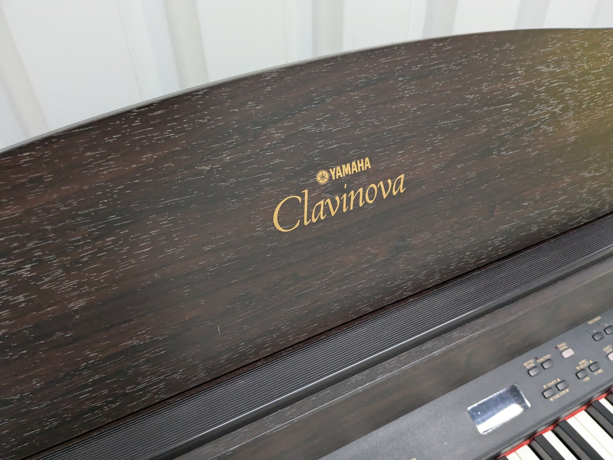Yamaha Clavinova CLP-820 Digital Piano and stool in dark rosewood