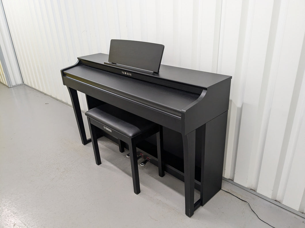 Yamaha clavinova CLP-625 digital piano in satin black colour stock # 22339