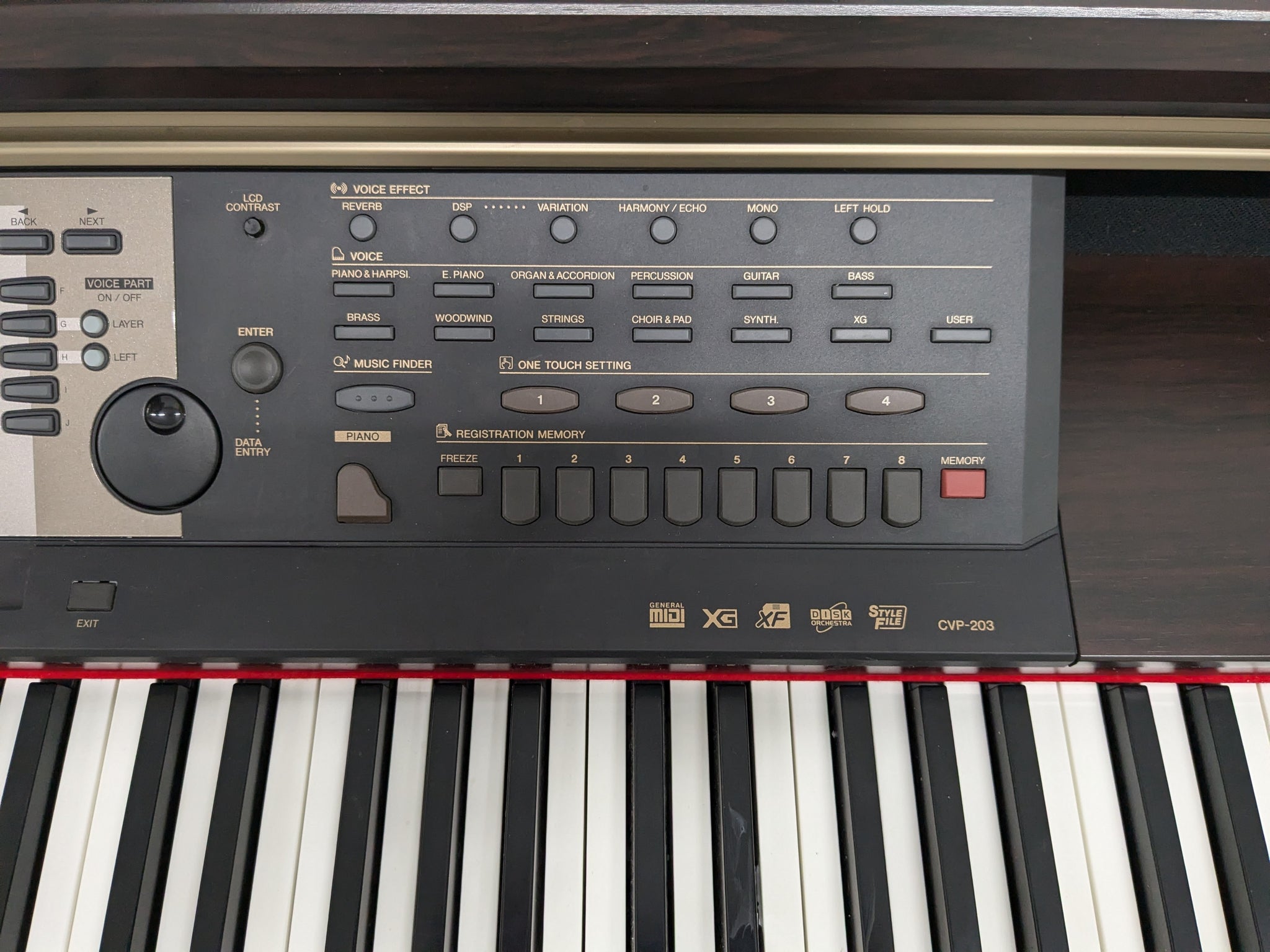 CLP-735 Clavinova Digital Piano - Yamaha USA