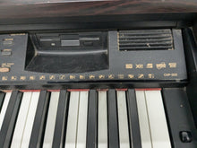 Load image into Gallery viewer, Yamaha Clavinova CVP-202 Digital Piano arranger Full Size 88 keys stock nr 24344
