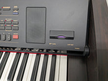 Load image into Gallery viewer, YAMAHA CLAVINOVA CVP-307 DIGITAL PIANO ARRANGER IN DARK ROSEWOOD STOCK #24332
